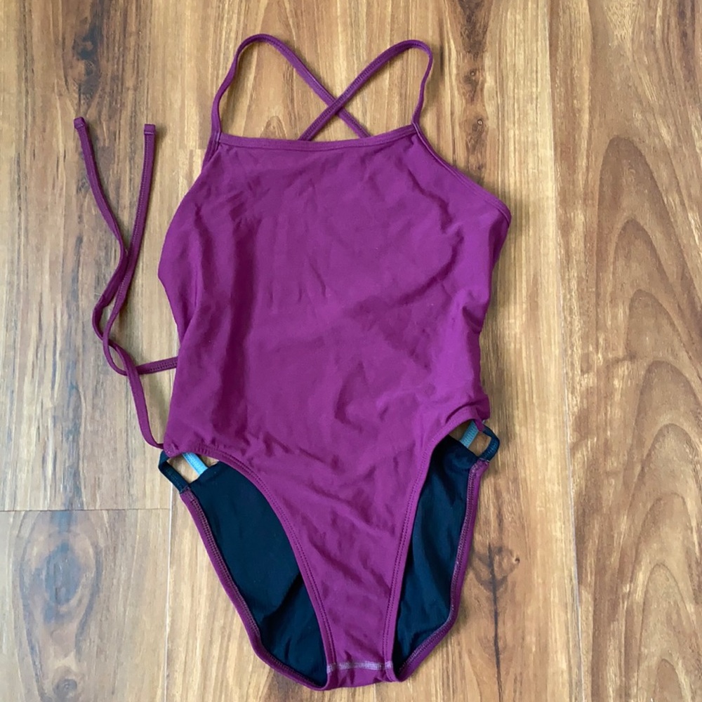 Jolyn Tie-back onesie